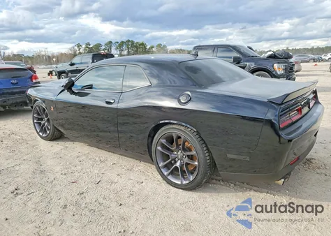 2023 Dodge Challenger R/T Scat Pack z USA, uszkodzony, nr VIN 2C3CDZFJXPH629829